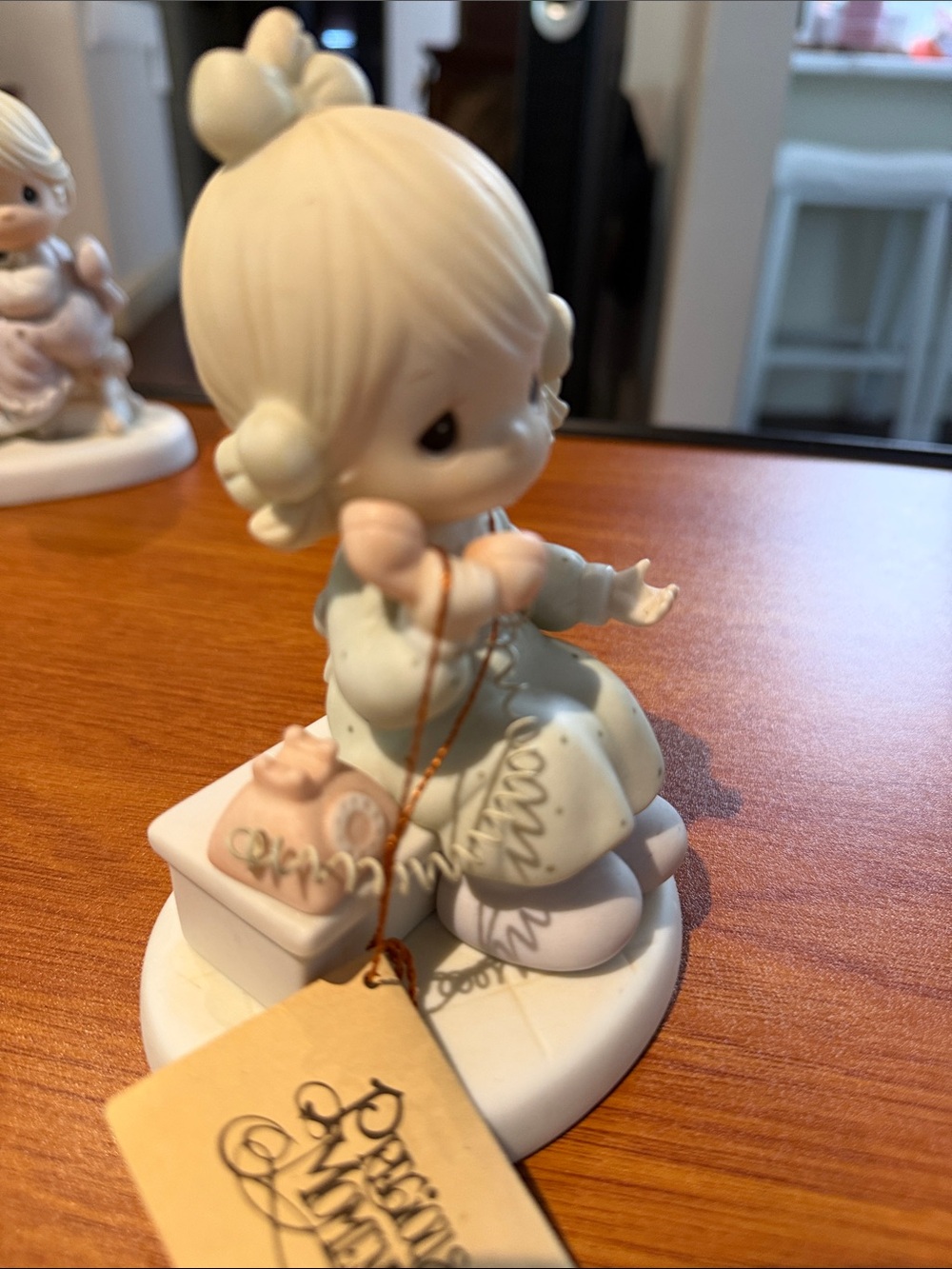 Precious Moments Girl Figurine with Pink Phone and Cream Dress - Picture 5 of 6